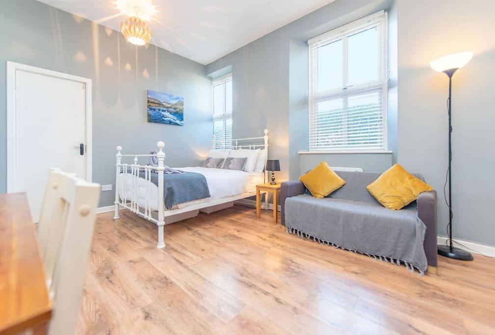 Clonbur House - Studio Village Apartment Galway Dış mekan fotoğraf