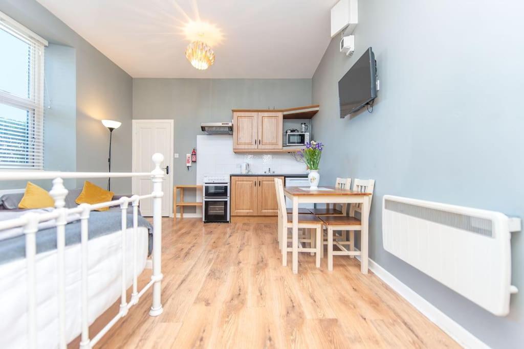 Clonbur House - Studio Village Apartment Galway Dış mekan fotoğraf
