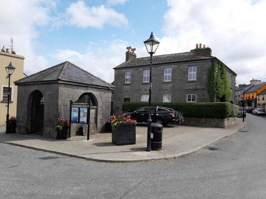 Clonbur House - Studio Village Apartment Galway Dış mekan fotoğraf