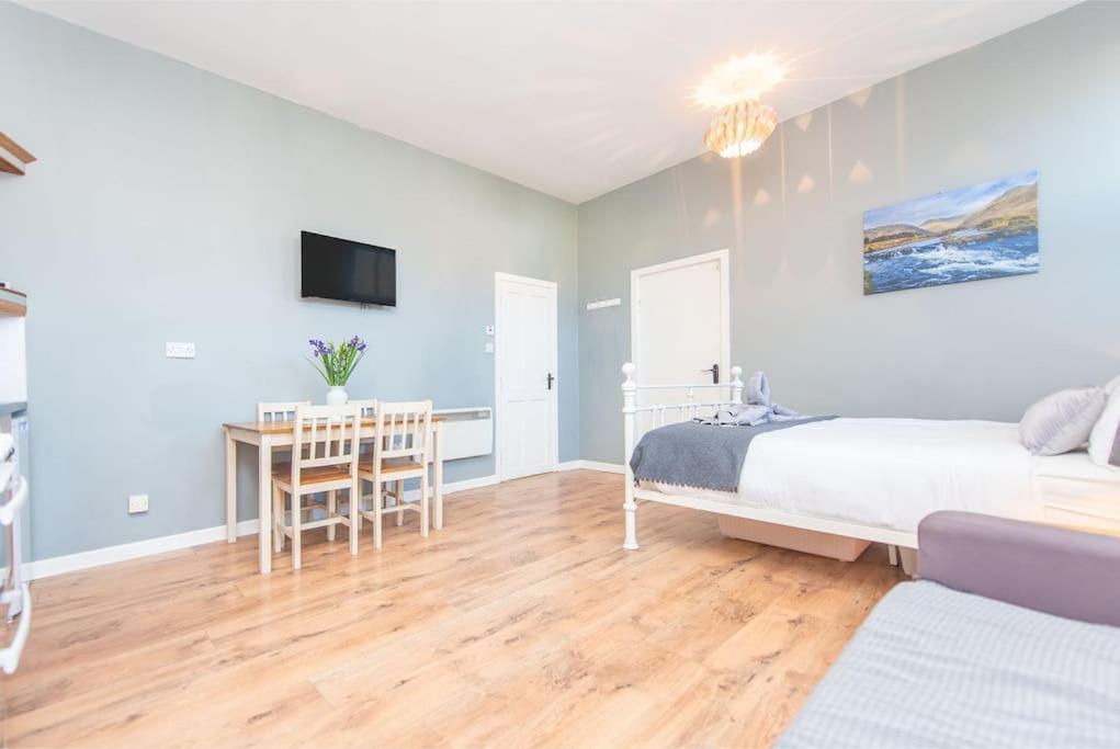 Clonbur House - Studio Village Apartment Galway Dış mekan fotoğraf