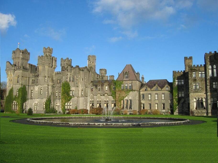Clonbur House - Studio Village Apartment Galway Dış mekan fotoğraf