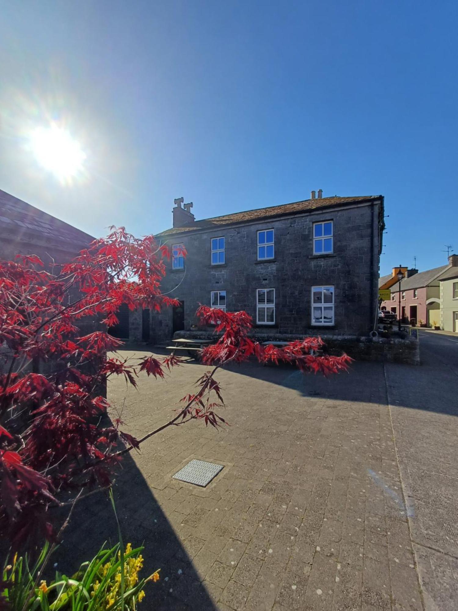 Clonbur House - Studio Village Apartment Galway Dış mekan fotoğraf